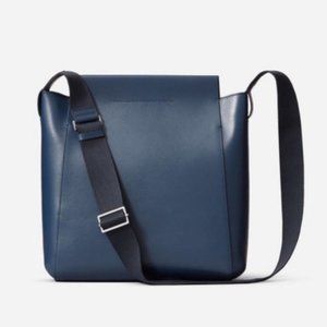 EUC Everlane Form Bag Navy Blue